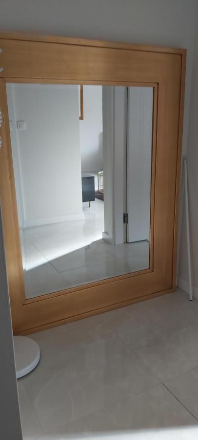 Central Apartments Astoria 1 กดัญสก์ ภายนอก รูปภาพ